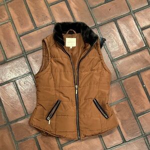 Copper Key Brown Quilted Vest with Black Faux Fur & Accents Sz L